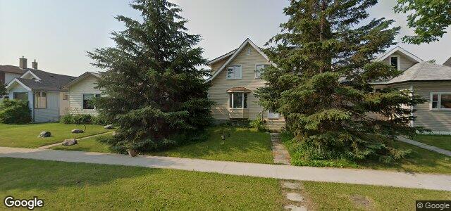 Larawan ng 150 Seven Oaks Avenue sa Winnipeg, Manitoba