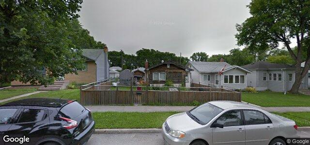 151 Kilbride Avenue（加拿大曼尼托巴省温尼伯市）房屋照片