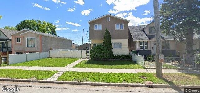 1176 Selkirk Avenue（加拿大曼尼托巴省温尼伯市）房屋照片