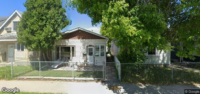 1185 Selkirk Avenue（加拿大曼尼托巴省温尼伯市）房屋照片