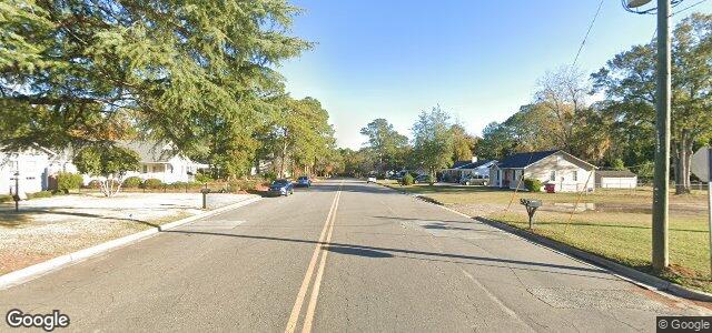 Larawan ng 1207 College Avenue sa Winnipeg, Manitoba