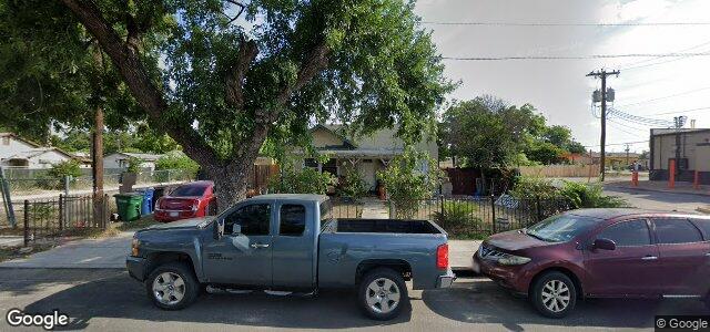 Larawan ng 111 Hearne Avenue sa Winnipeg, Manitoba