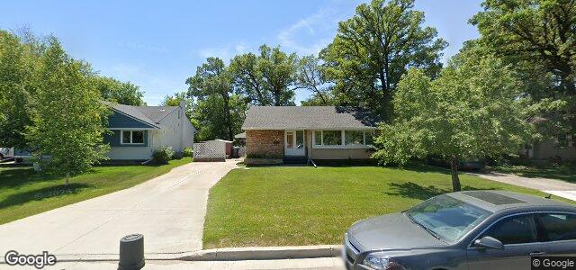 126 Garrioch Avenue（加拿大曼尼托巴省温尼伯市）房屋照片