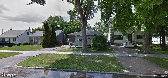 266 Strathmillan Road（加拿大曼尼托巴省温尼伯市）房屋照片