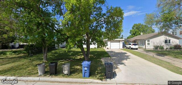 296 Strathmillan Road（加拿大曼尼托巴省温尼伯市）房屋照片