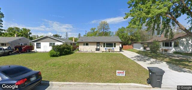 320 Strathmillan Road（加拿大曼尼托巴省温尼伯市）房屋照片