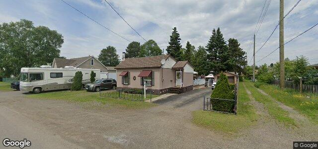 Larawan ng 404 Rita Street sa Winnipeg, Manitoba