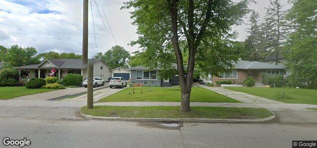 420 Whytewold Road（加拿大曼尼托巴省温尼伯市）房屋照片