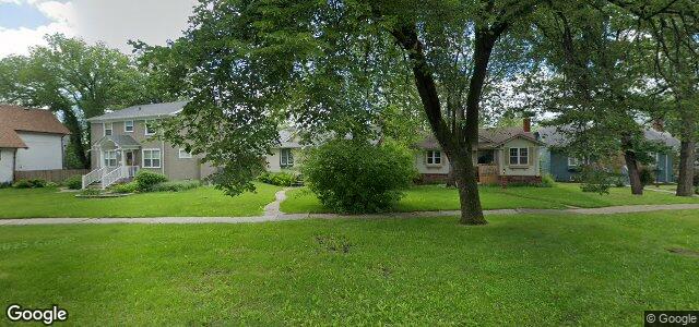 Photo of 1446 Wellington Crescent S in Winnipeg, Manitoba