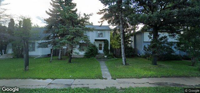 Photo of 204 Kenaston Boulevard in Winnipeg, Manitoba