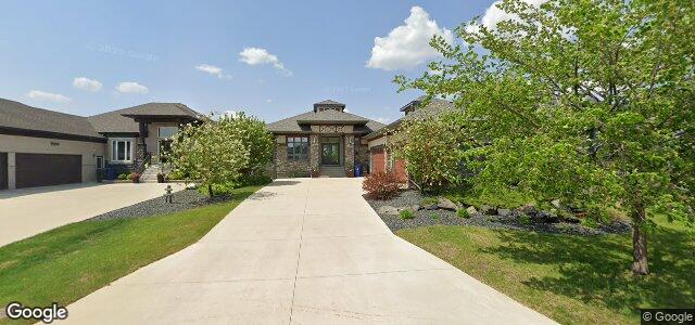 Photo of 121 Autumnview Drive in Winnipeg, Manitoba
