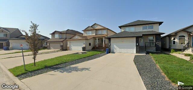 Photo of 46 Sunstone Bay in Winnipeg, Manitoba