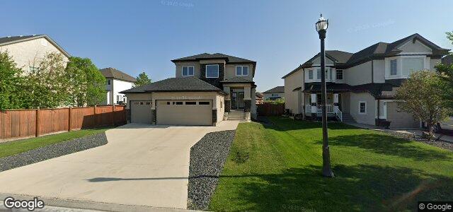 Photo of 84 Loewen Place in Winnipeg, Manitoba