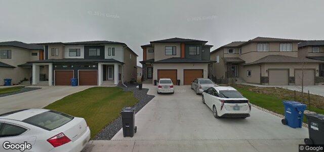 Larawan ng 51 Lark Ridge Way sa Winnipeg, Manitoba