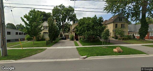 779 Waterloo Street（加拿大曼尼托巴省温尼伯市）房屋照片