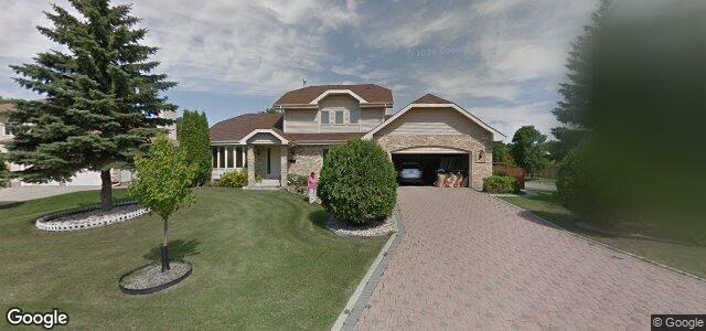 Larawan ng 2 Ambleside Boulevard sa Winnipeg, Manitoba