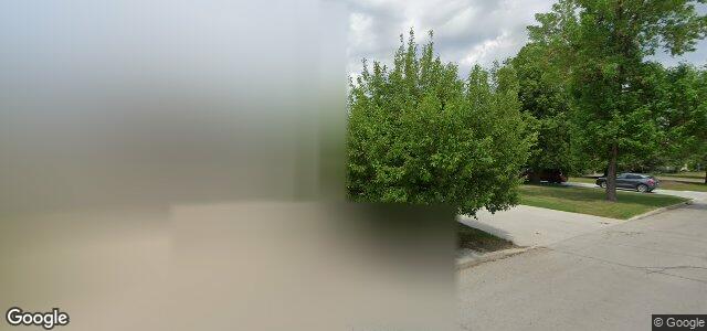 22 Portsmouth Boulevard（加拿大曼尼托巴省温尼伯市）房屋照片