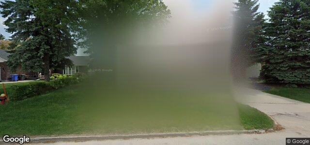 27 Portsmouth Boulevard（加拿大曼尼托巴省温尼伯市）房屋照片