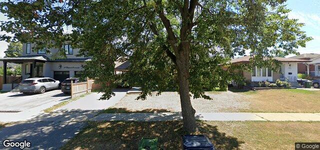 15 Elmvale Crescent（加拿大曼尼托巴省温尼伯市）房屋照片