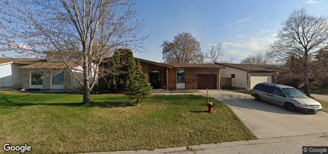 14 Queensway Crescent（加拿大曼尼托巴省温尼伯市）房屋照片