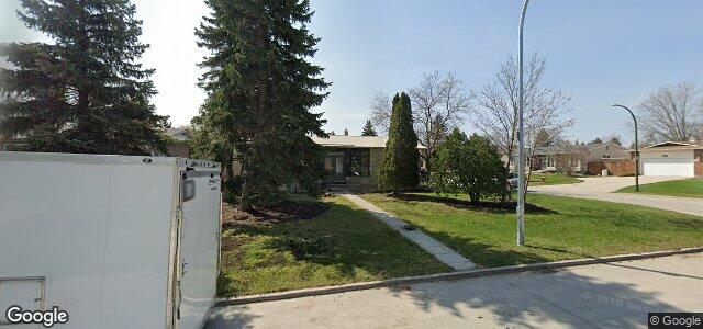 140 Park Grove Drive（加拿大曼尼托巴省温尼伯市）房屋照片