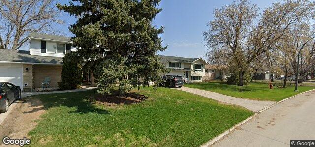 15 Burntwood Crescent（加拿大曼尼托巴省温尼伯市）房屋照片