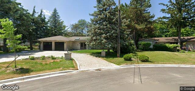 2 Courtwood Place（加拿大曼尼托巴省温尼伯市）房屋照片