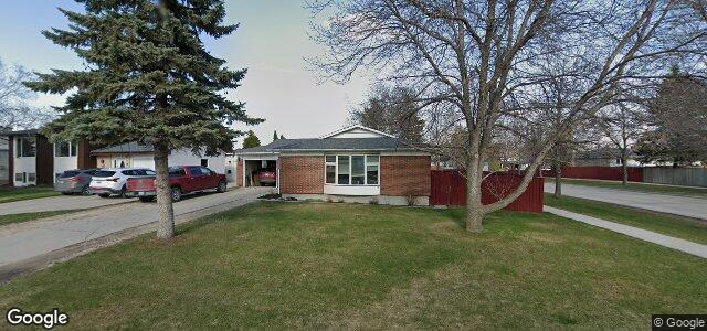 3 Lake Lawn Drive（加拿大曼尼托巴省温尼伯市）房屋照片