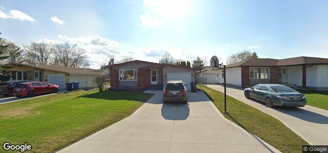 30 Marwood Crescent（加拿大曼尼托巴省温尼伯市）房屋照片