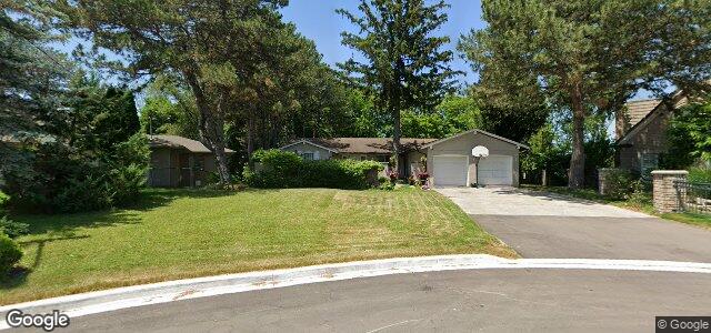 4 Courtwood Place（加拿大曼尼托巴省温尼伯市）房屋照片