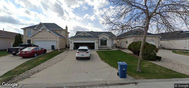 16 Copperstone Crescent（加拿大曼尼托巴省温尼伯市）房屋照片