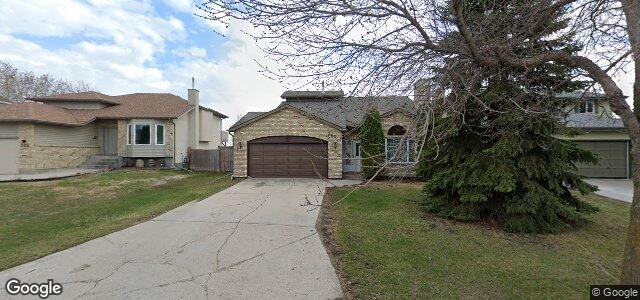 302 Royal Mint Drive（加拿大曼尼托巴省温尼伯市）房屋照片