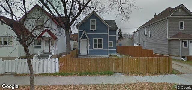 Larawan ng 441 Langside Street sa Winnipeg, Manitoba