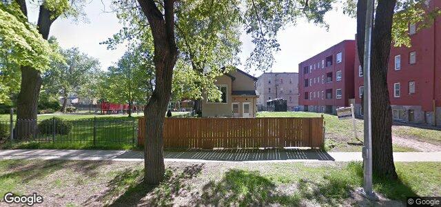 Photo of 493 Furby Street in Winnipeg, Manitoba