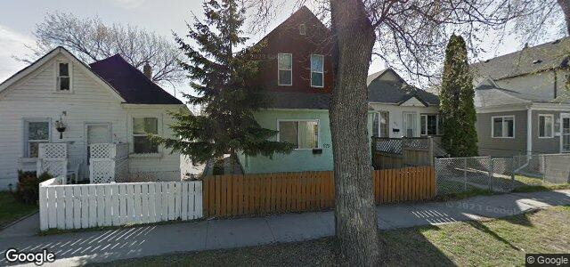 679 Langside Street（加拿大曼尼托巴省温尼伯市）房屋照片