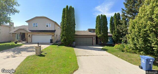 102 Sunny Hills Road（加拿大曼尼托巴省温尼伯市）房屋照片