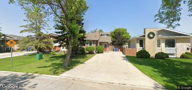 104 Jim Smith Drive（加拿大曼尼托巴省温尼伯市）房屋照片