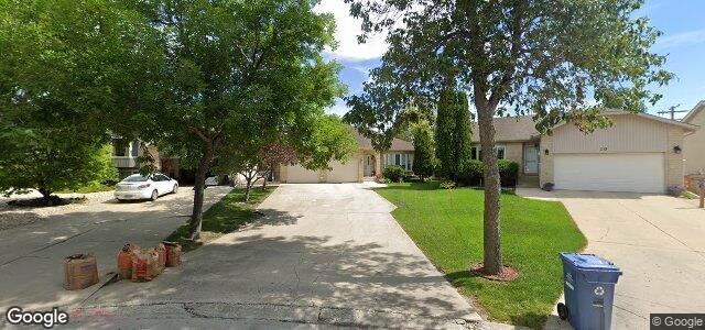 223 Alberhill Crescent（加拿大曼尼托巴省温尼伯市）房屋照片