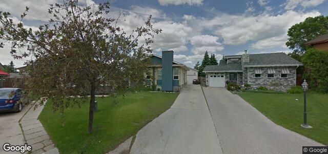 32 Harold Piercy Place（加拿大曼尼托巴省温尼伯市）房屋照片