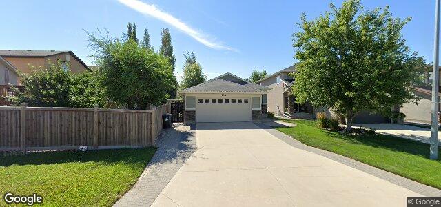 704 Headmaster Row（加拿大曼尼托巴省温尼伯市）房屋照片