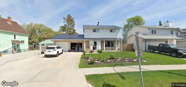Larawan ng 1033 Mcleod Avenue sa Winnipeg, Manitoba