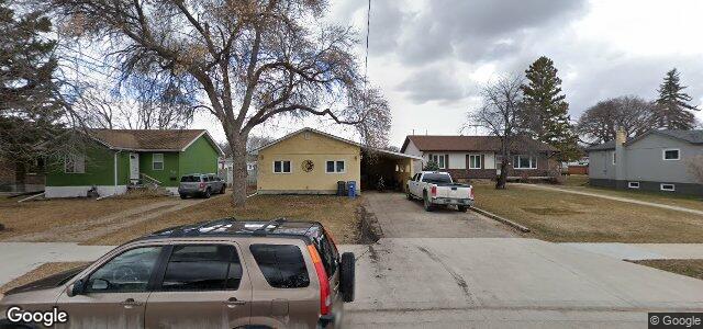 145 Berrydale Avenue（加拿大曼尼托巴省温尼伯市）房屋照片