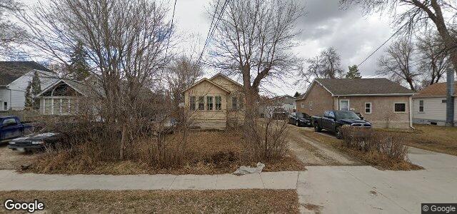Larawan ng 157 Berrydale Avenue sa Winnipeg, Manitoba