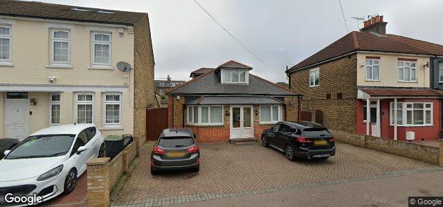 Larawan ng 36 Lennox Avenue sa Winnipeg, Manitoba