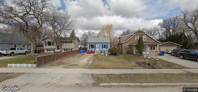 Photo of 63 Berrydale Avenue in Winnipeg, Manitoba