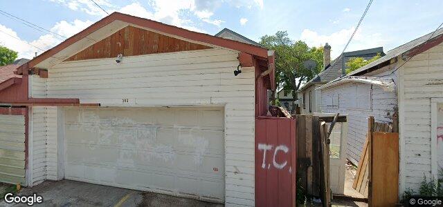 303 Boyd Avenue（加拿大曼尼托巴省温尼伯市）房屋照片