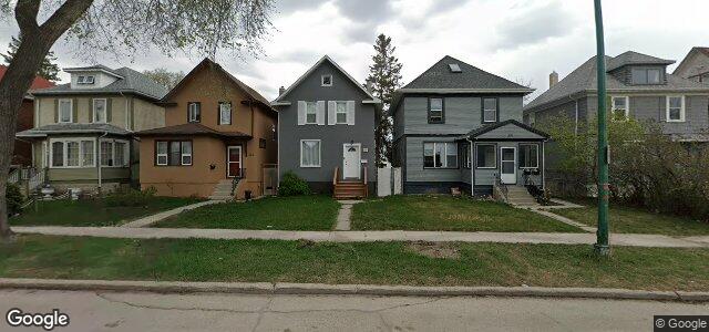 303 Inkster Boulevard（加拿大曼尼托巴省温尼伯市）房屋照片