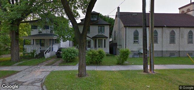 Larawan ng 383 Aikins Street sa Winnipeg, Manitoba