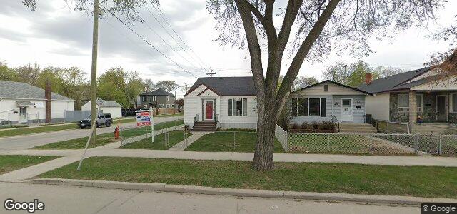 Photo of 409 Inkster Boulevard in Winnipeg, Manitoba