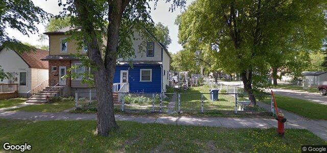 Photo of 476 Bannerman Avenue in Winnipeg, Manitoba